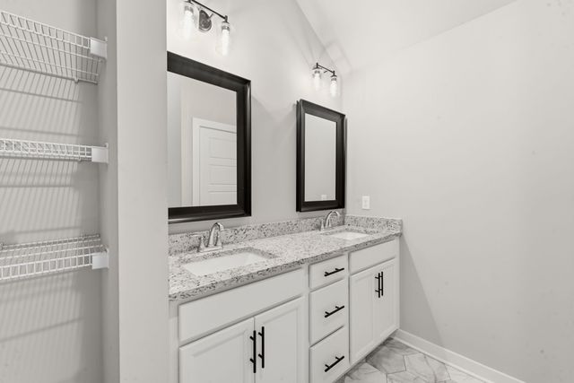 2226 Seahunter Ct, Murfreesboro, TN 37127