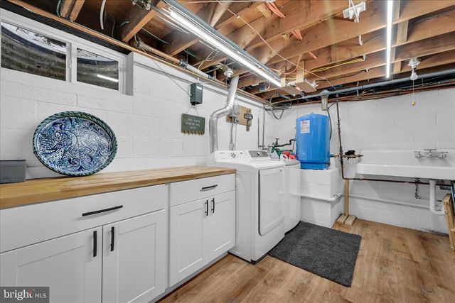 145 GERALD AVE, Orwigsburg, PA 17961