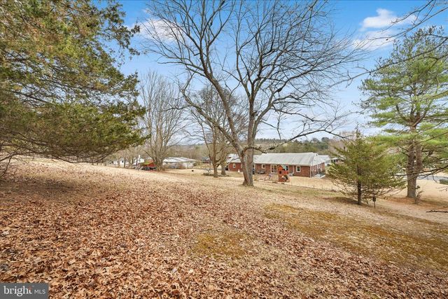 145 GERALD AVE, Orwigsburg, PA 17961