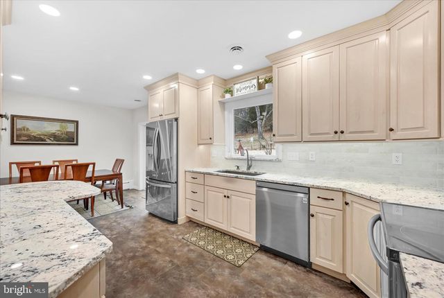 145 GERALD AVE, Orwigsburg, PA 17961