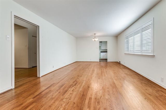 9759 Shoreview Road, Dallas, TX 75238