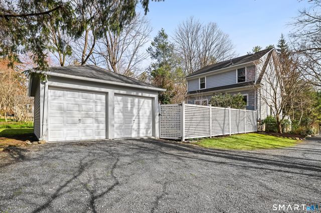 401 Jelliff Mill Road, New Canaan, CT 06840