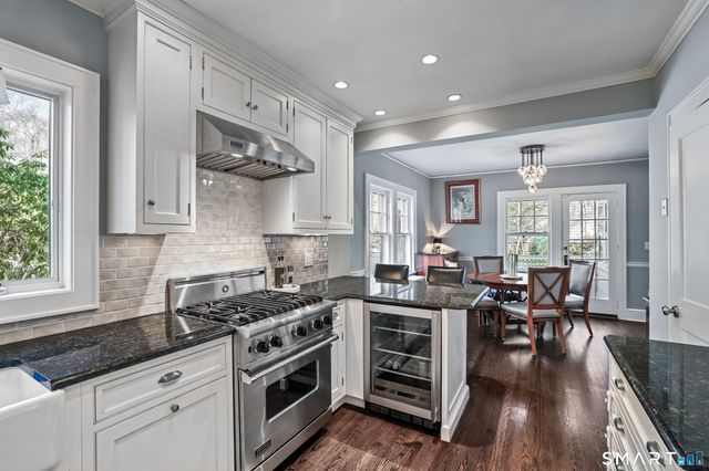 401 Jelliff Mill Road, New Canaan, CT 06840