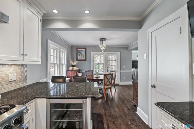 401 Jelliff Mill Road, New Canaan, CT 06840