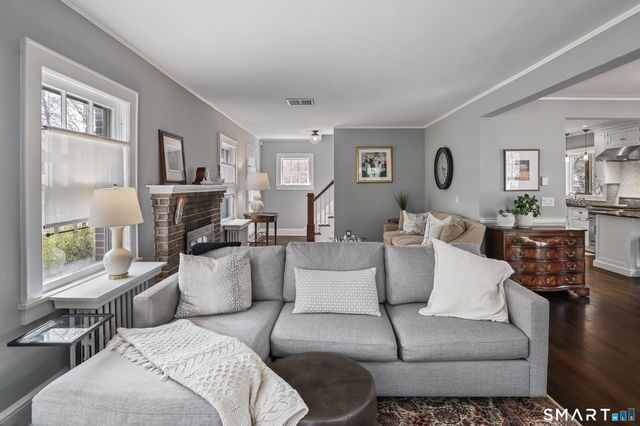 401 Jelliff Mill Road, New Canaan, CT 06840