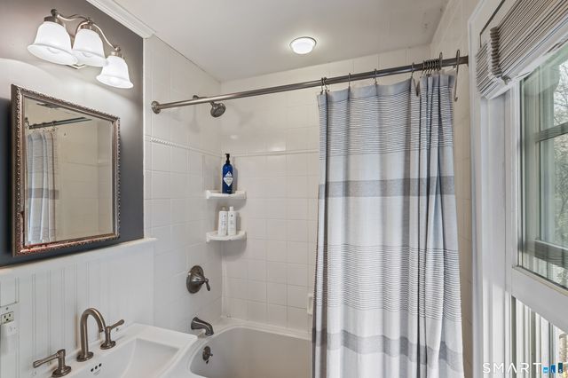 401 Jelliff Mill Road, New Canaan, CT 06840