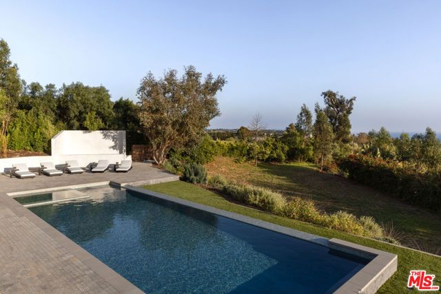29924 Harvester Road, Malibu, CA 90265