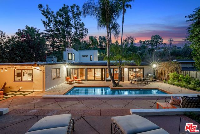 4858 Topeka Drive, Tarzana, CA 91356