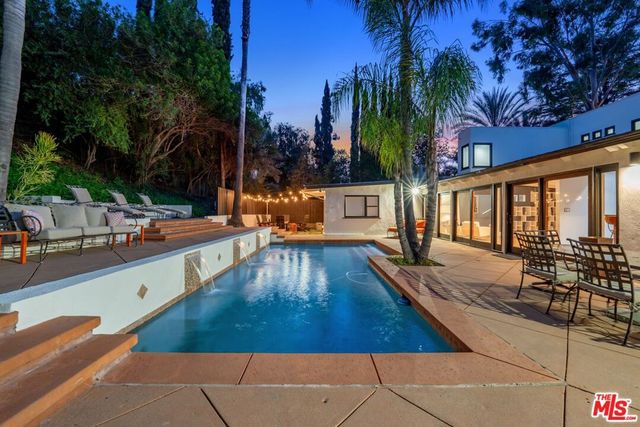 4858 Topeka Drive, Tarzana, CA 91356