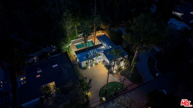4858 Topeka Drive, Tarzana, CA 91356