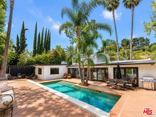 4858 Topeka Drive, Tarzana, CA 91356