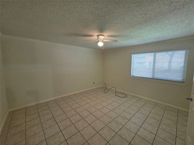 2114 Greenbriar Colony Drive, Houston, TX 77032