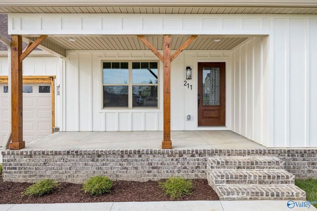 211 Majestic View Drive, Decherd, TN 37324