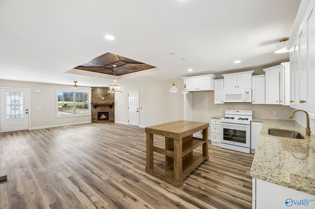 211 Majestic View Drive, Decherd, TN 37324