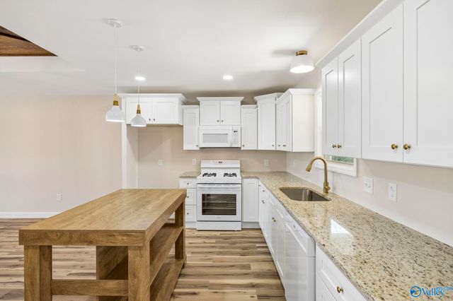 211 Majestic View Drive, Decherd, TN 37324