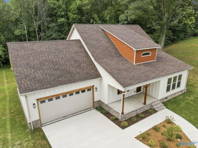 211 Majestic View Drive, Decherd, TN 37324