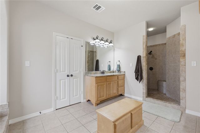 4755 Johnson Creek Loop, College Station, TX 77845