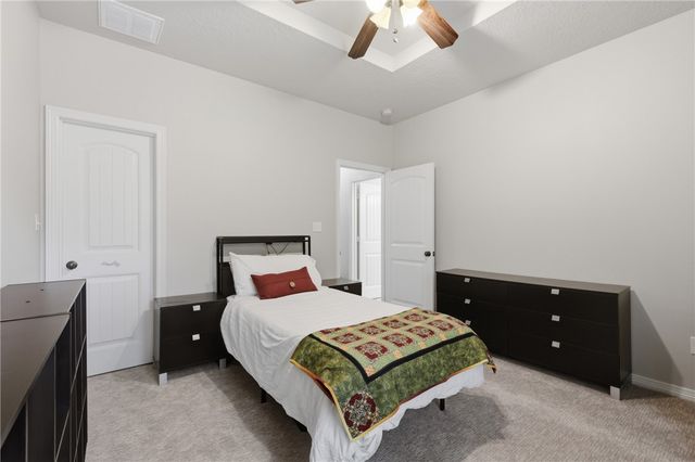 4755 Johnson Creek Loop, College Station, TX 77845