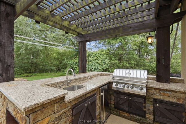 4755 Johnson Creek Loop, College Station, TX 77845