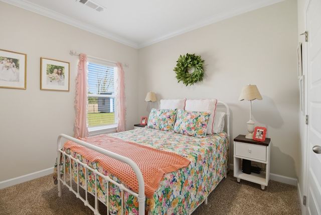 572 Golden Oaks Circle, Dothan, AL 36301