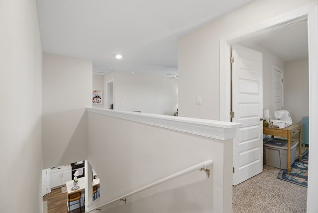 572 Golden Oaks Circle, Dothan, AL 36301