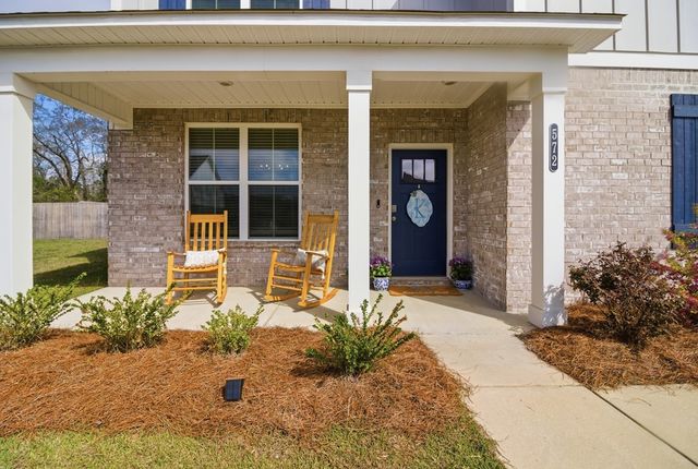 572 Golden Oaks Circle, Dothan, AL 36301