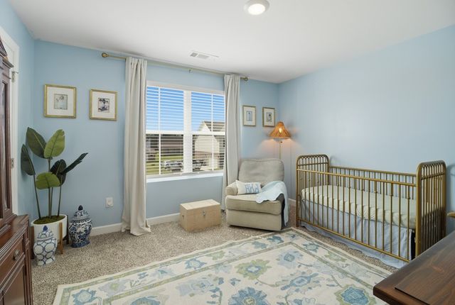 572 Golden Oaks Circle, Dothan, AL 36301