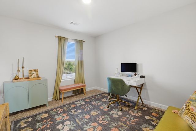 572 Golden Oaks Circle, Dothan, AL 36301