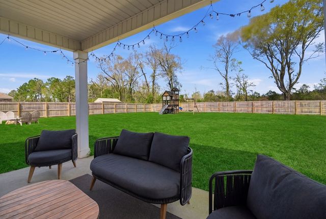 572 Golden Oaks Circle, Dothan, AL 36301