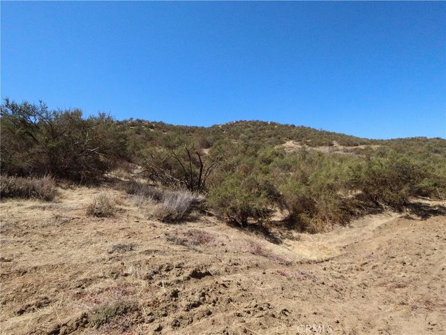 1 Wickerd Road, Menifee, CA 92584