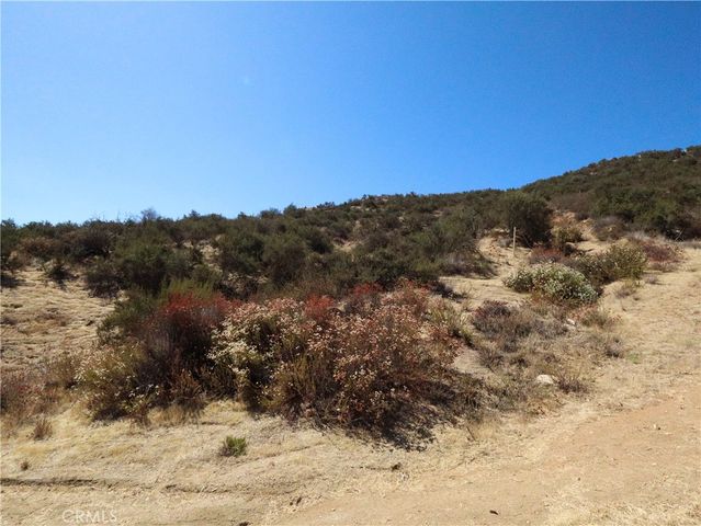 1 Wickerd Road, Menifee, CA 92584