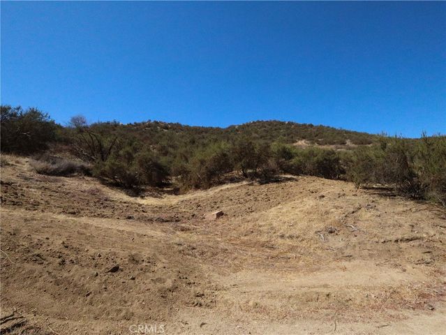 1 Wickerd Road, Menifee, CA 92584