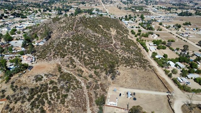 1 Wickerd Road, Menifee, CA 92584