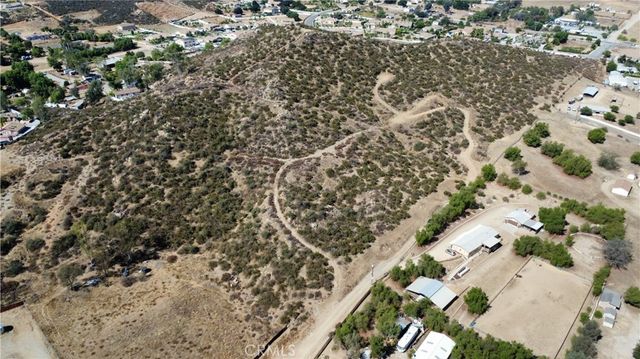 1 Wickerd Road, Menifee, CA 92584