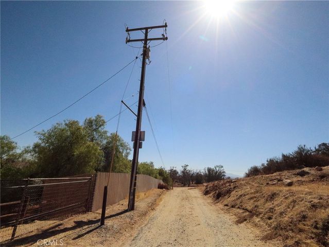 1 Wickerd Road, Menifee, CA 92584