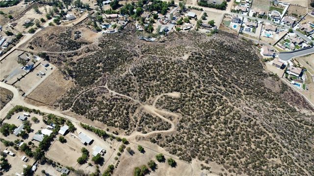 1 Wickerd Road, Menifee, CA 92584