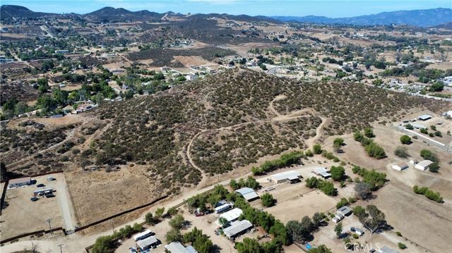 1 Wickerd Road, Menifee, CA 92584