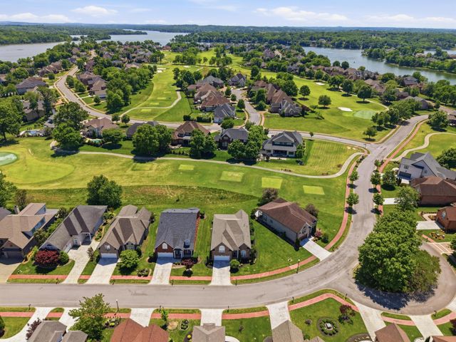 1145 Isaac Franklin Dr, Gallatin, TN 37066