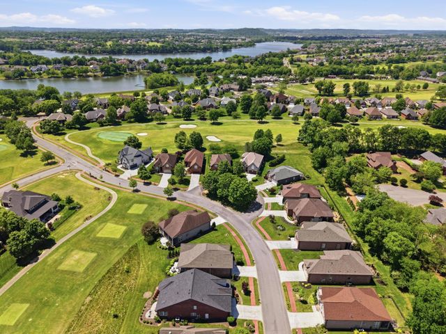 1145 Isaac Franklin Dr, Gallatin, TN 37066