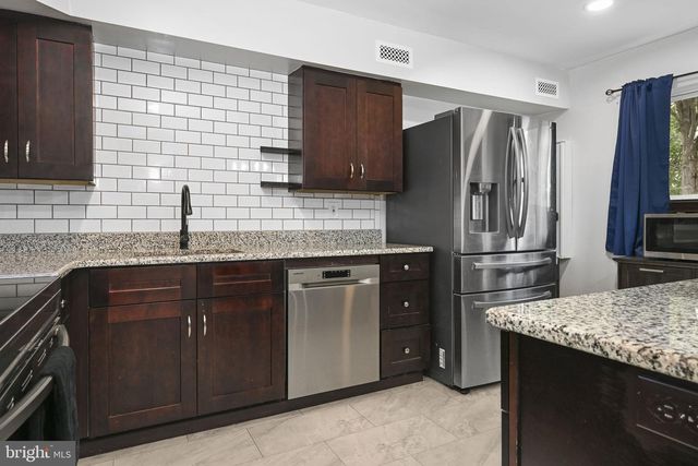34 FORDS EDGE, Royersford, PA 19468