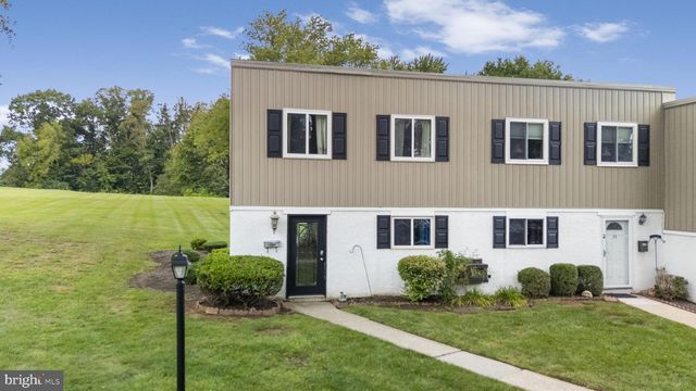 34 FORDS EDGE, Royersford, PA 19468