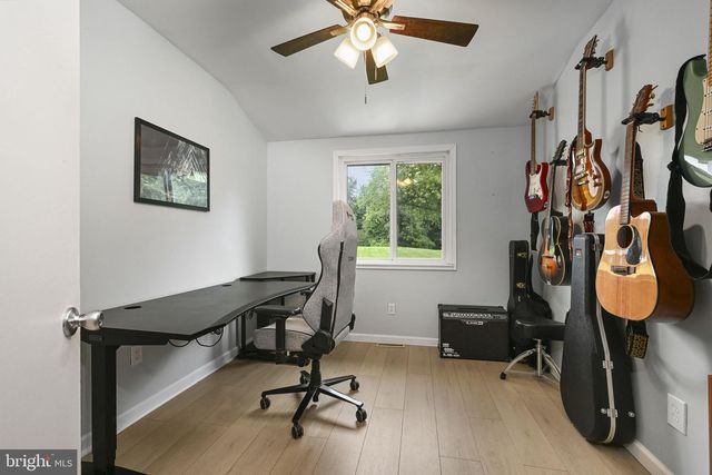 34 FORDS EDGE, Royersford, PA 19468
