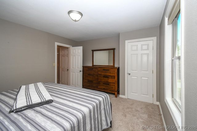 420 Deer Lake Drive, Kansas, OK 74347