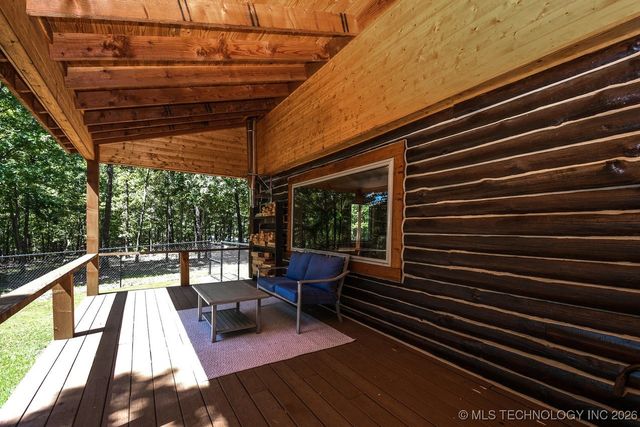 420 Deer Lake Drive, Kansas, OK 74347