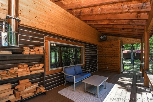 420 Deer Lake Drive, Kansas, OK 74347