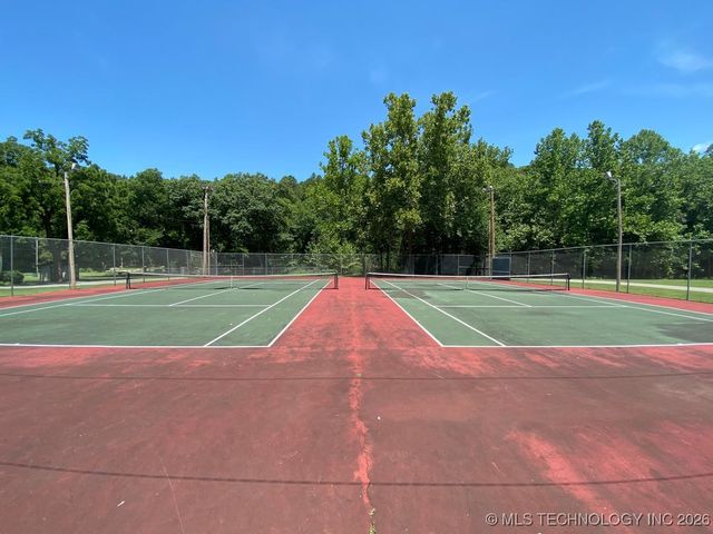 420 Deer Lake Drive, Kansas, OK 74347