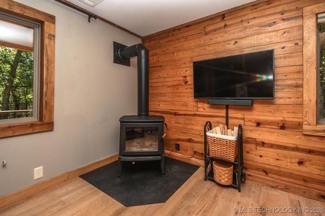 420 Deer Lake Drive, Kansas, OK 74347