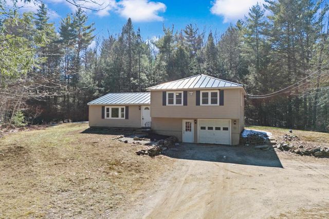 567 N Stark Highway, Weare, NH 03281