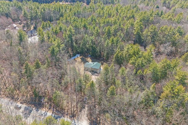 567 N Stark Highway, Weare, NH 03281