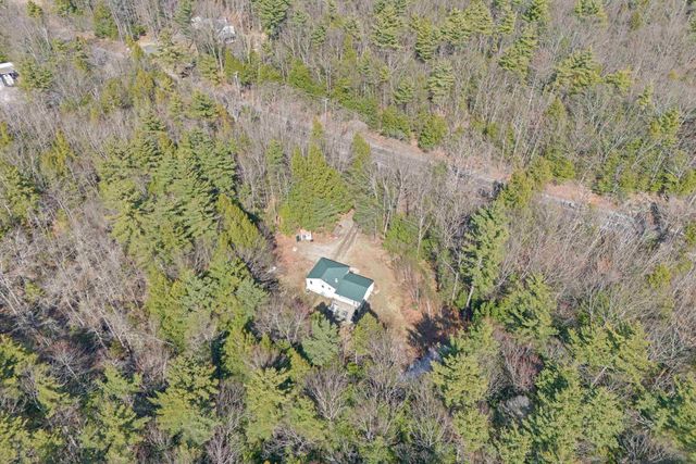 567 N Stark Highway, Weare, NH 03281